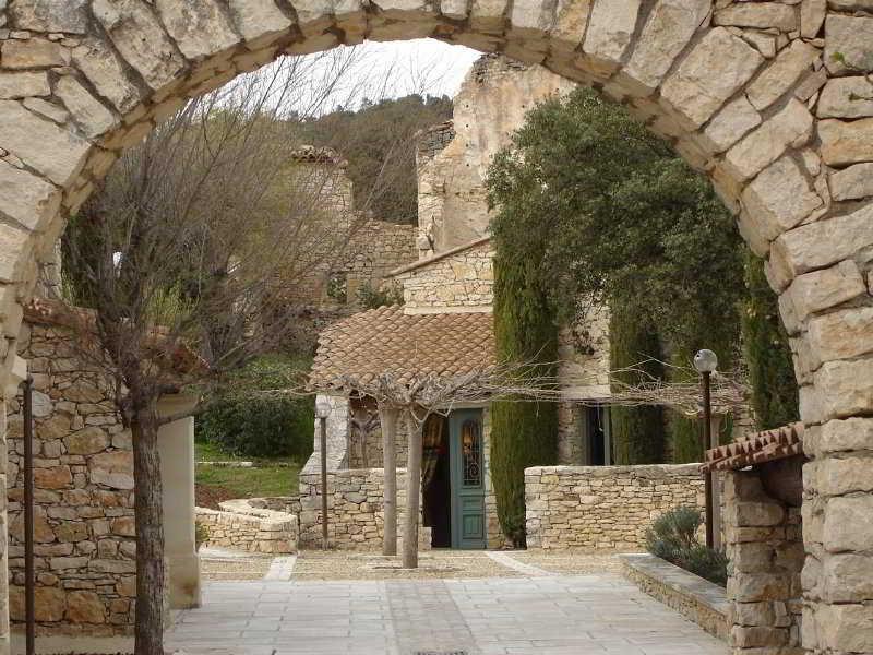 Residence Odalys La Bastide Des Chenes Gordes Exterior photo